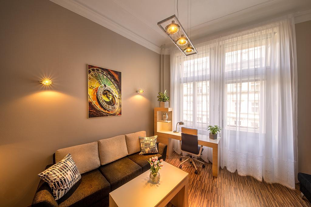 Stylish Apartment In Old Town Prag Exteriör bild